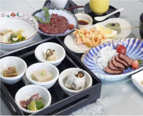 【夏秋旅セール】６種類から選べるディナーコース　優雅なディナーを／夕朝食付
